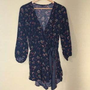 AMERICAN EAGLE navy blue floral long sleeve romper